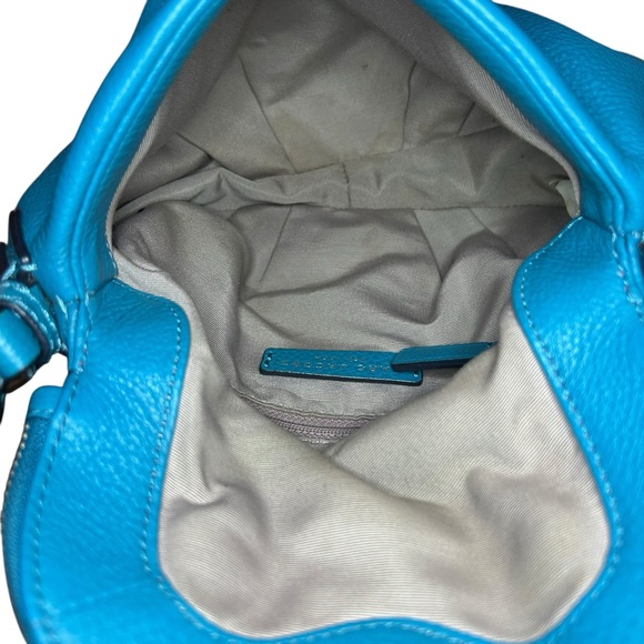 Marc Jacobs Natasha Hobo Vibrant Blue Crossbody Bag - Picture 5 of 11